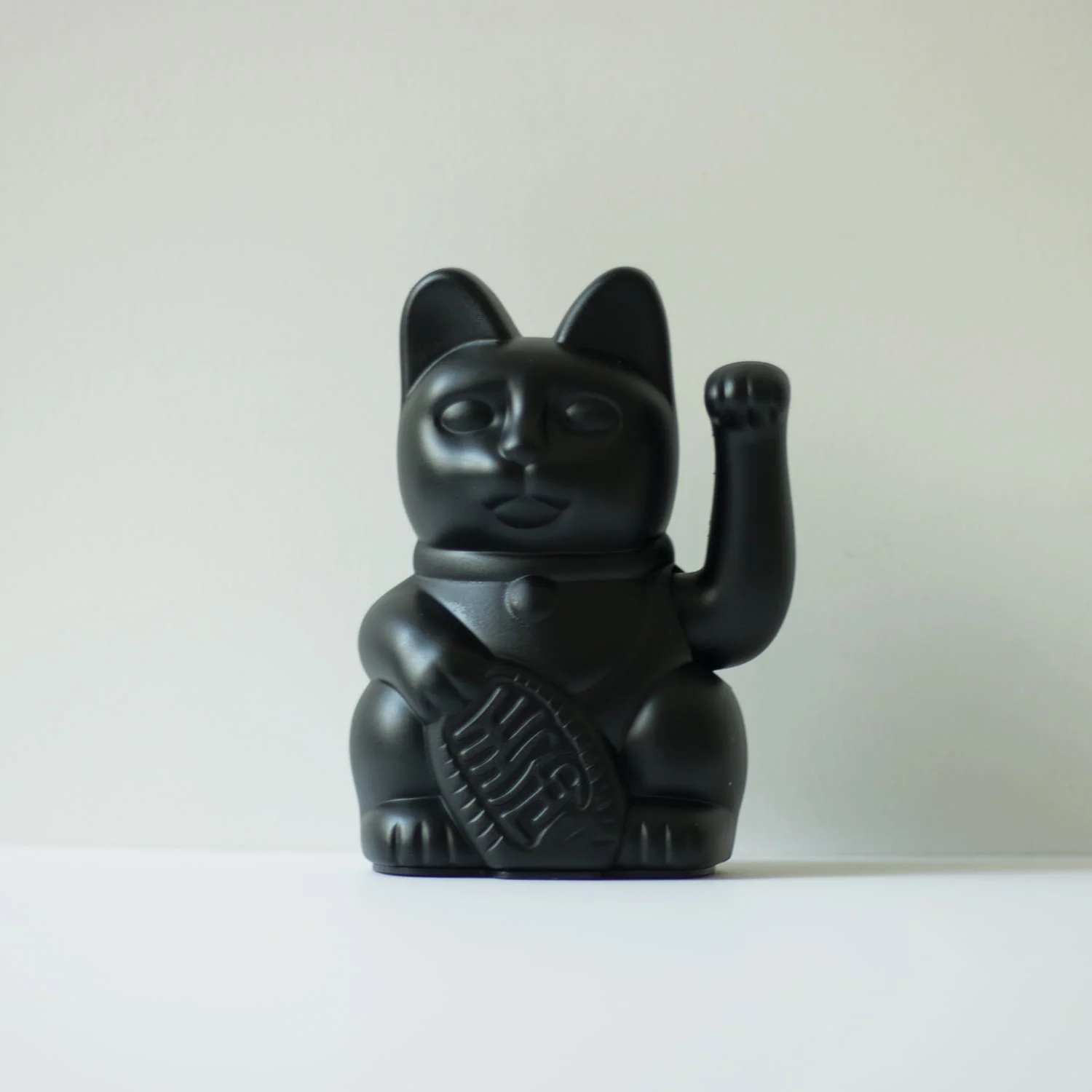 Lucky Cat Negro 1