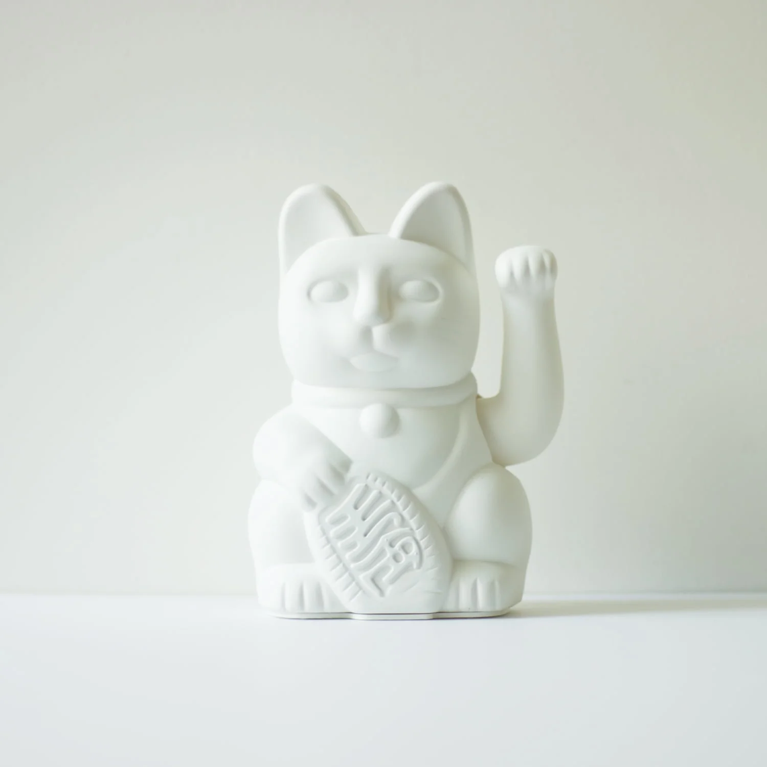 Lucky Cat Blanco 1